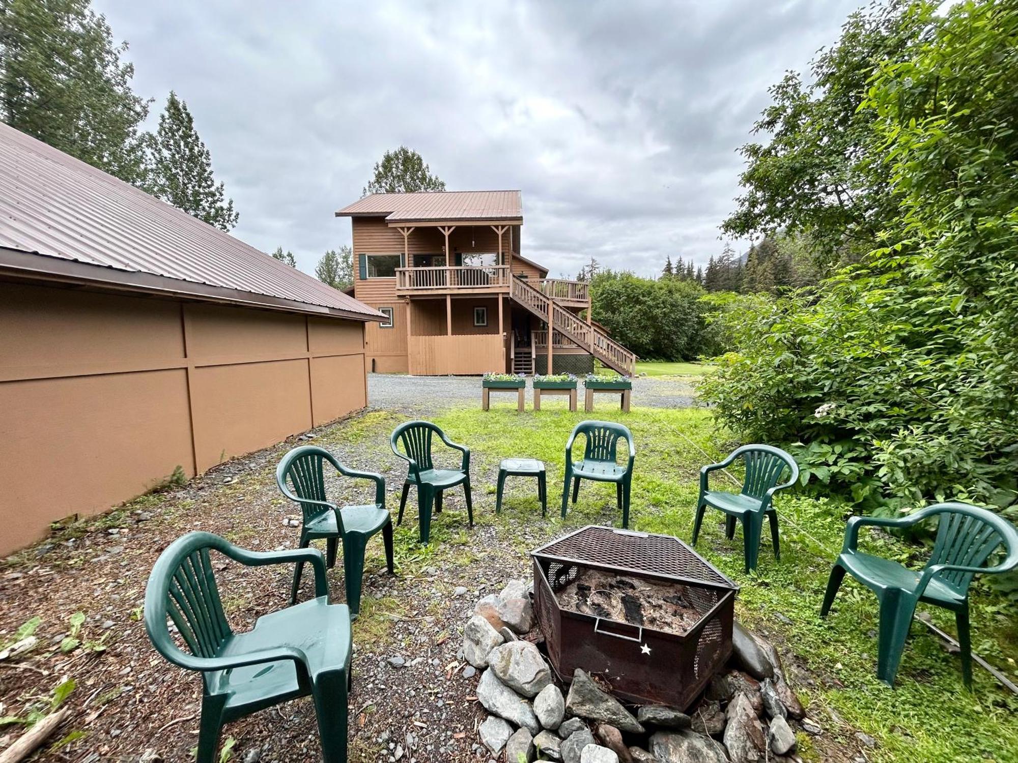 Bear Lake Lodgings B&B, Inc Seward Exterior foto